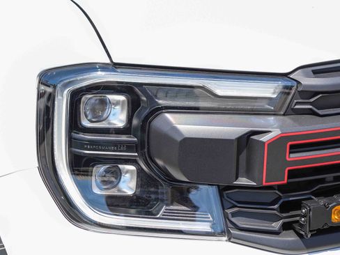 Used 2025 Ford Ranger Raptor AWD/4WD image 6