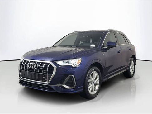 Used 2022 Audi Q3 2.0T Premium Plus AWD/4WD image 3
