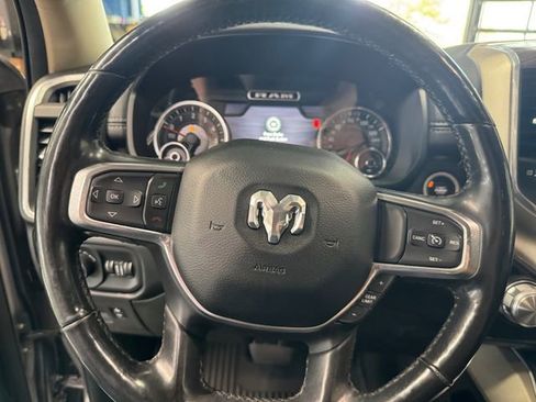 Used 2019 RAM 1500 Laramie AWD/4WD image 19