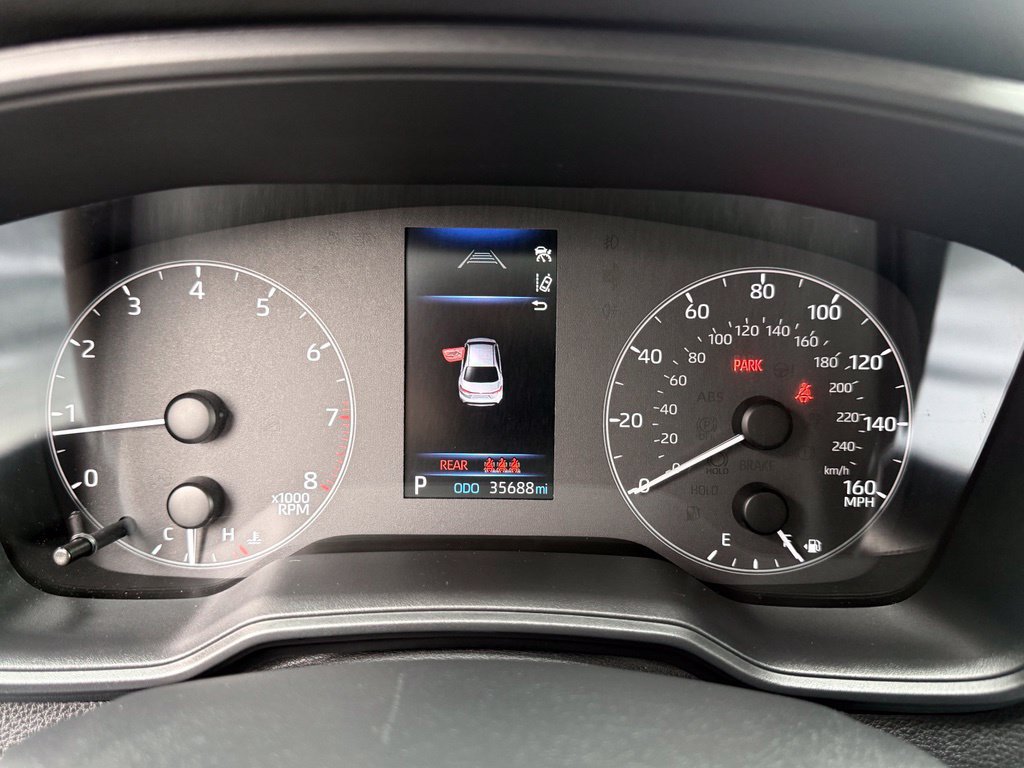 Used 2025 Toyota Corolla LE FWD image 28