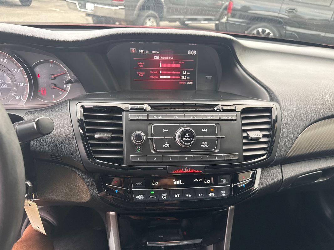 Used 2017 Honda Accord Sport image 27
