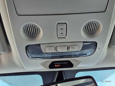 Used 2021 Ford EcoSport Titanium image 18