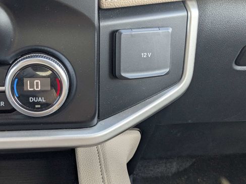 Used 2024 Ford Expedition Limited RWD image 26
