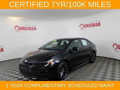 Used 2026 Toyota Corolla SE FWD image 2
