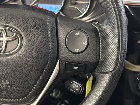 Used 2016 Toyota Corolla LE FWD image 30