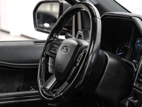 Used 2019 Ford Expedition Limited w/ Cargo Package image 18