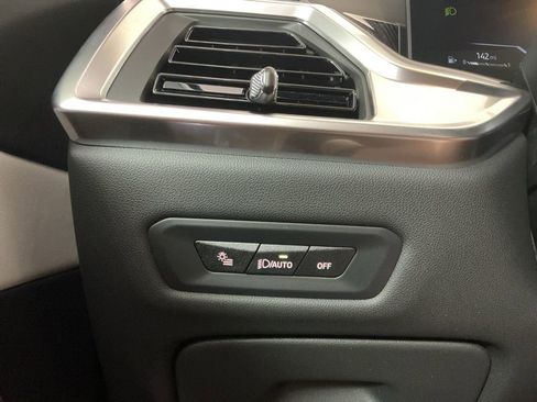 New 2026 BMW X5 xDrive40i w/ M Sport Package image 19