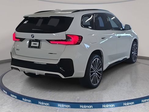 Used 2026 BMW X1 xDrive28i w/ Technology Package AWD/4WD image 4