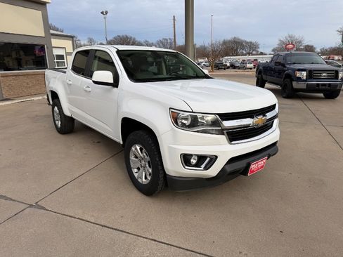 Used 2018 Chevrolet Colorado LT w/ LT Convenience Package image 28