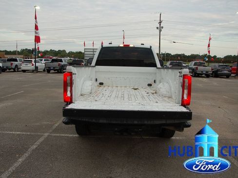 Used 2023 Ford F250 XL w/ FX4 Off-Road Package AWD/4WD image 19