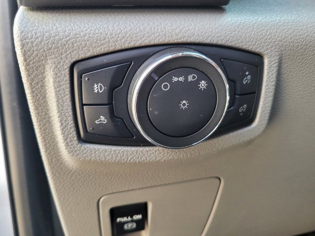 Certified 2018 Ford F150 XLT AWD/4WD image 17