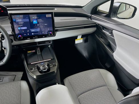 New 2026 Subaru Solterra image 18