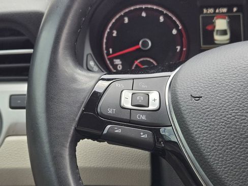 Used 2020 Volkswagen Passat 2.0T SE image 34