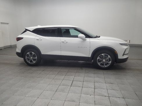 Used 2023 Chevrolet Blazer LT FWD image 11