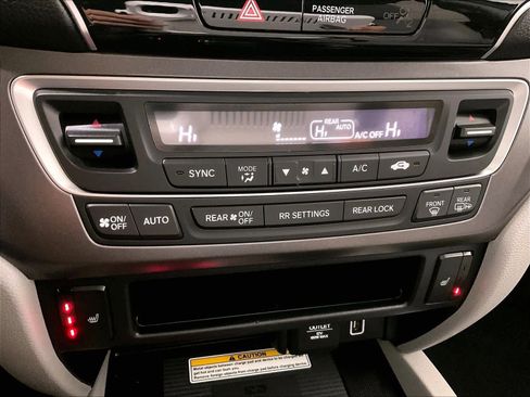 Used 2022 Honda Pilot Special Edition image 27