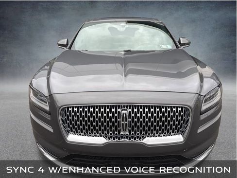 Used 2023 Lincoln Nautilus Reserve image 9