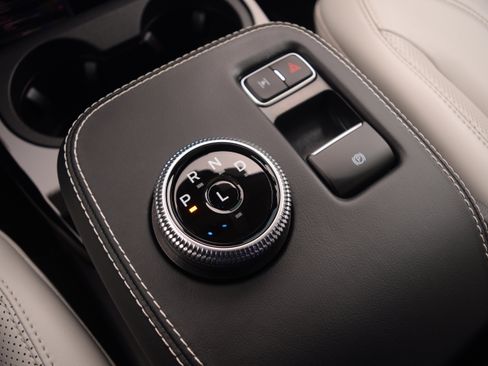 Used 2023 Ford Mustang Mach-E Premium image 11