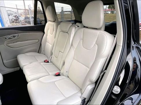 Used 2024 Volvo XC90 B6 Plus w/ Protection Package Premier image 26