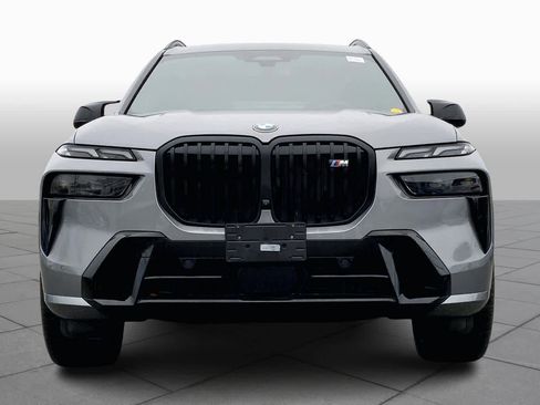 Certified 2025 BMW X7 M60i image 3