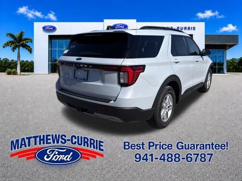 New 2026 Ford Explorer Active w/ Active Comfort Package RWD image 4