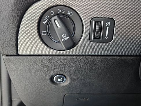 Used 2018 Dodge Durango R/T image 33