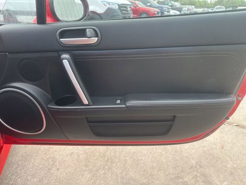Used 2009 MAZDA MX-5 Miata Grand Touring image 13