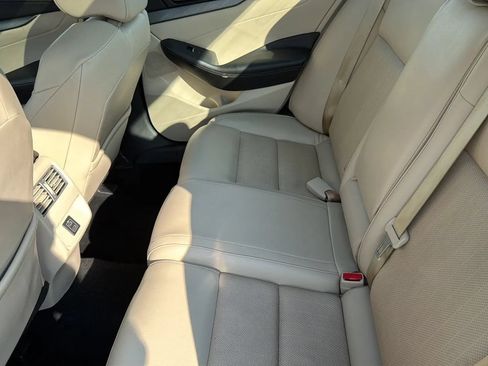 Used 2018 Nissan Maxima 3.5 SL FWD image 22