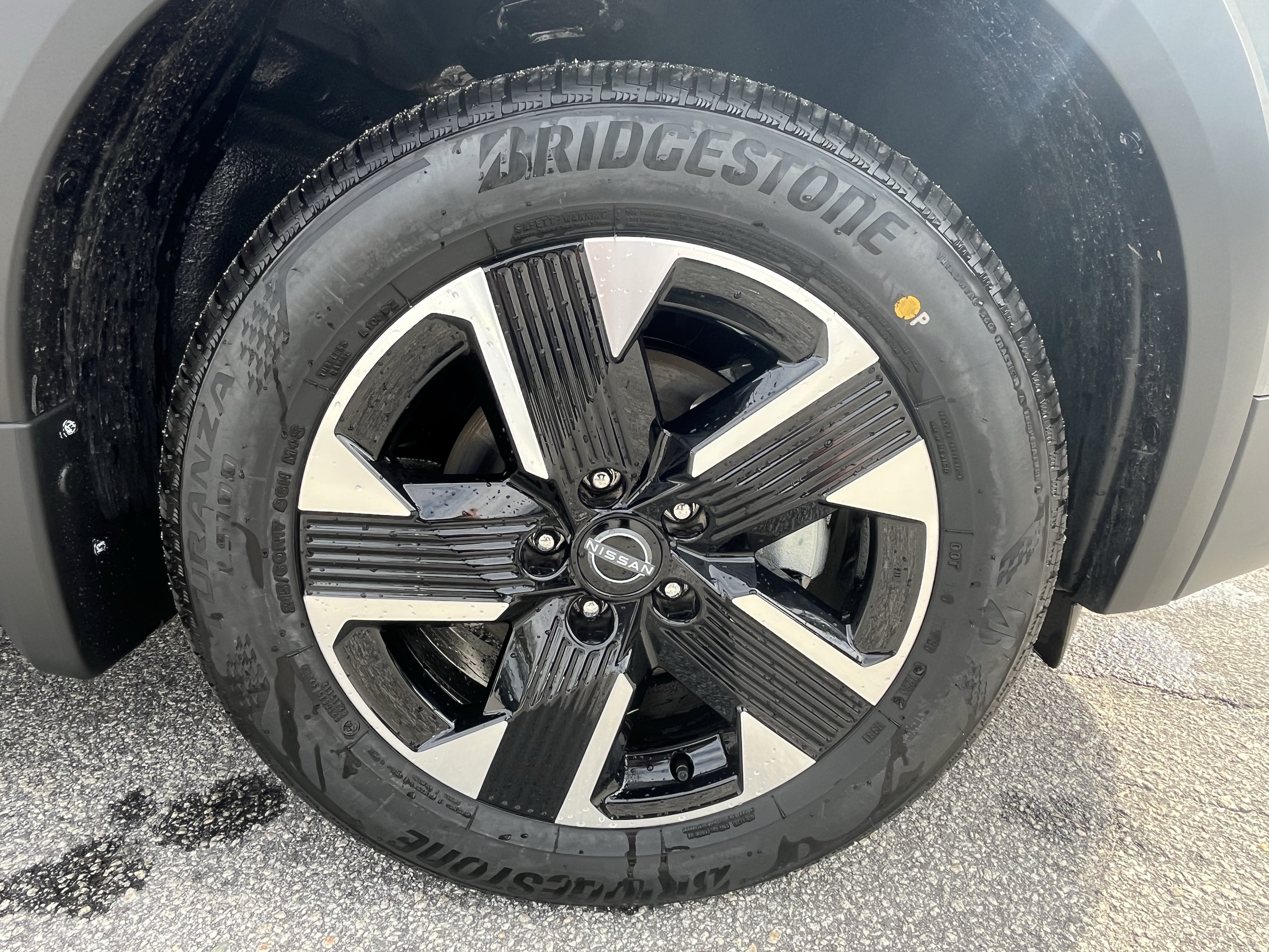 New 2027 Nissan Kicks SV AWD/4WD image 9