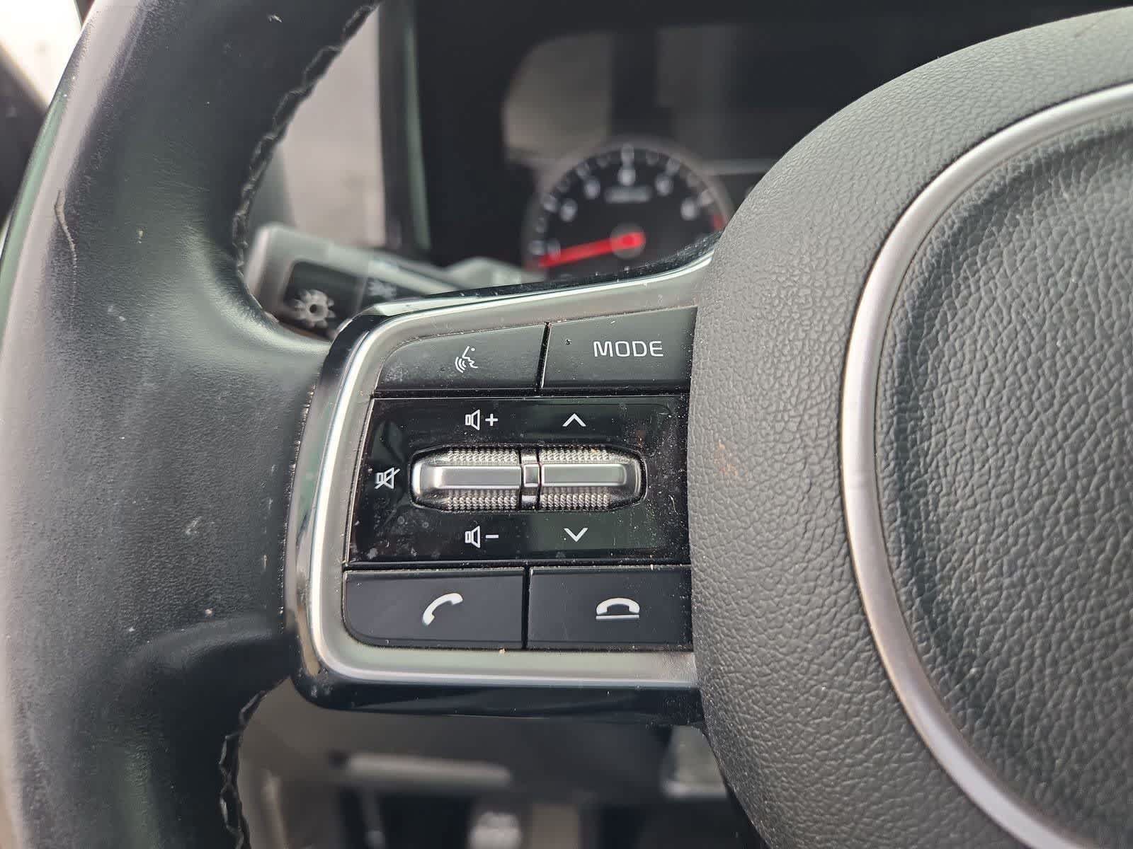 Certified 2021 Kia Sorento S w/ Panoramic Sunroof Package FWD image 23