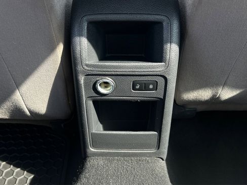 Used 2014 Volkswagen Jetta TDI Value Edition image 31