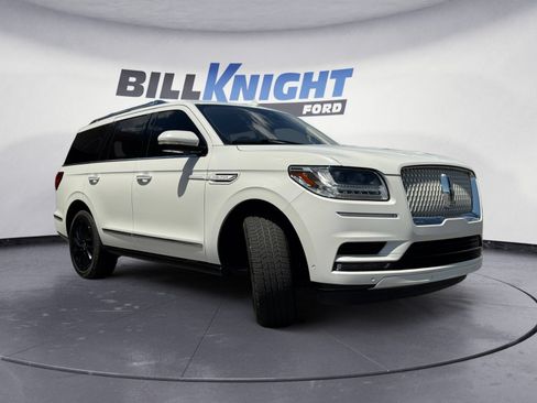 Used 2020 Lincoln Navigator Reserve w/ Equipment Group 208A Reserve AWD/4WD image 7