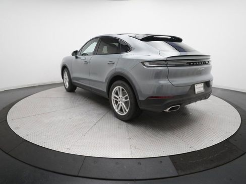 Certified 2026 Porsche Cayenne Coupe image 36