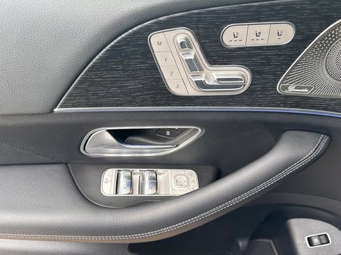 Used 2026 Mercedes-Benz GLE 450 4MATIC image 11