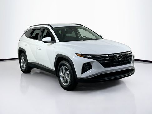 Used 2023 Hyundai Tucson SEL w/ Winter Package AWD/4WD image 3
