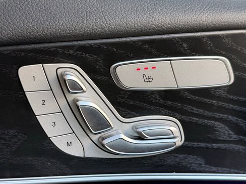 Used 2022 Mercedes-Benz E 350 Sedan image 15