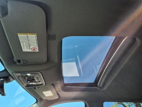 Used 2022 GMC Sierra 3500 Denali w/ Denali Ultimate Package image 5