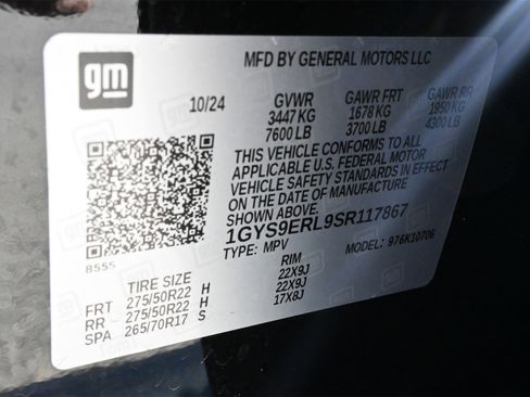 Certified 2025 Cadillac Escalade Sport w/ LPO, Floor Liner Package image 30