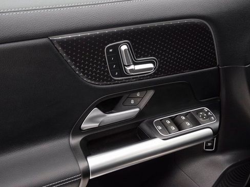 Used 2026 Mercedes-Benz GLA 250 image 20