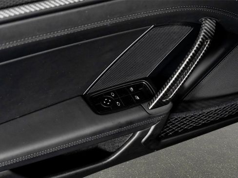 Used 2026 Porsche 911 GT3 w/ Lightweight Package In Black image 48