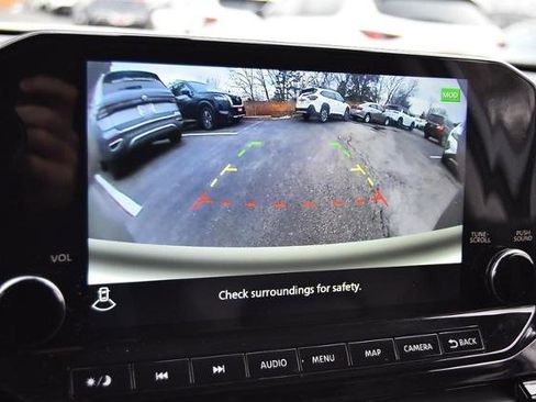 Certified 2023 Nissan Pathfinder SL image 15