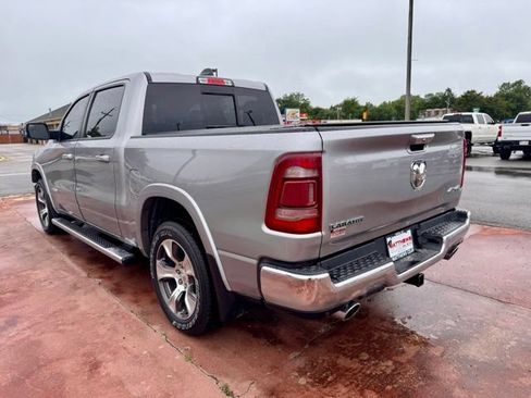Used 2022 RAM 1500 Laramie AWD/4WD image 8
