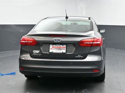 Used 2016 Ford Focus SE w/ Reverse Sensing Package image 8
