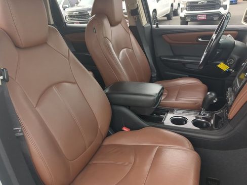 Used 2015 Chevrolet Traverse LT FWD image 22
