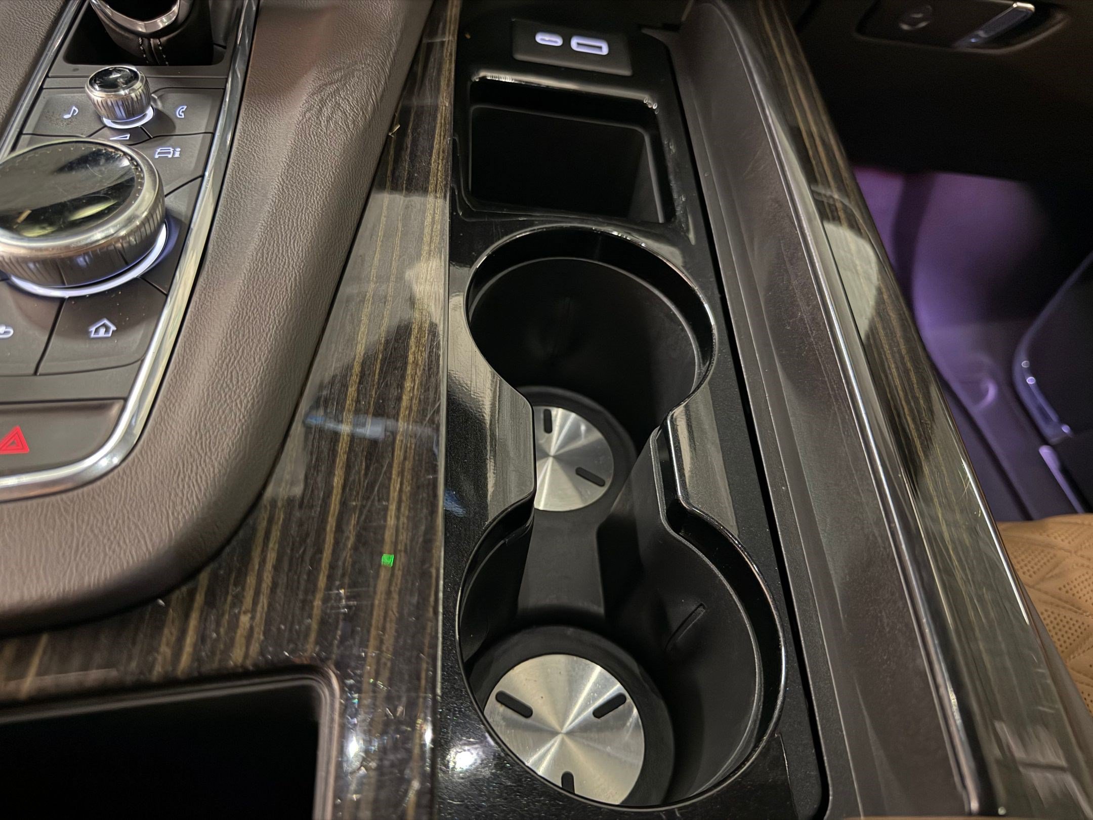 Used 2021 Cadillac Escalade ESV Premium Luxury w/ Driver Assist Tech Package AWD/4WD image 21