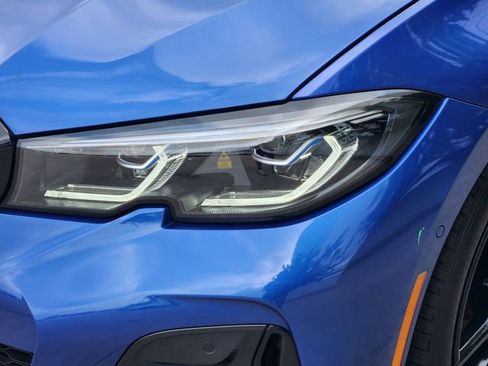 Used 2022 BMW M340i xDrive AWD/4WD image 9