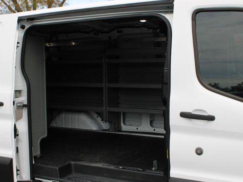 Used 2019 Ford Transit 250 130 Low Roof image 9