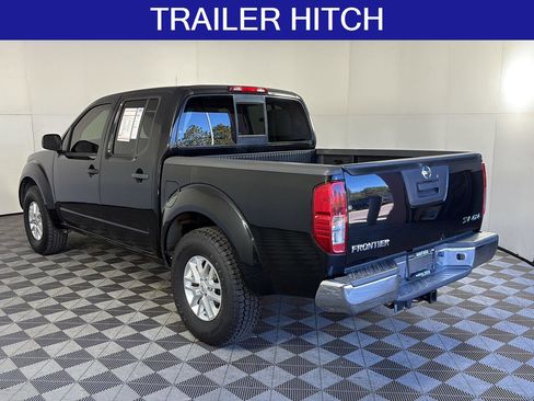 Used 2019 Nissan Frontier SV image 7