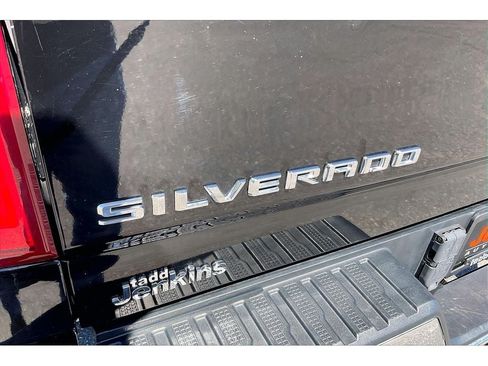 Used 2020 Chevrolet Silverado 3500 LTZ w/ LTZ Premium Package AWD/4WD image 32