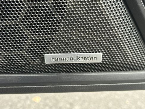 Used 2020 Subaru Outback Touring w/ Popular Package #2 image 24