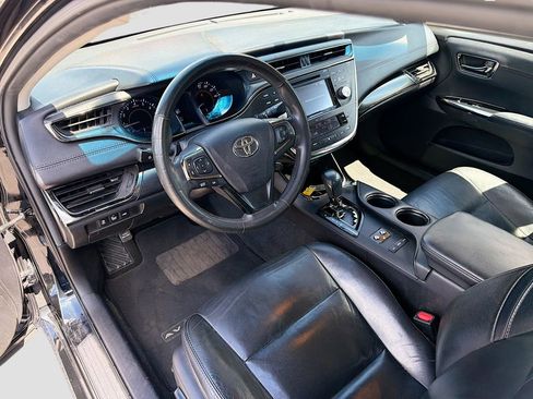 Used 2016 Toyota Avalon Touring FWD image 25